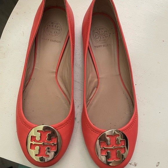 Tory Burch Ballet Flats Coral, lightly used, no tags. - Picture 2 of 6